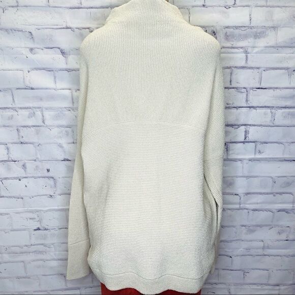 RDI Modern Designer mock neck dolman sweater NWT - Picture 3 of 10
